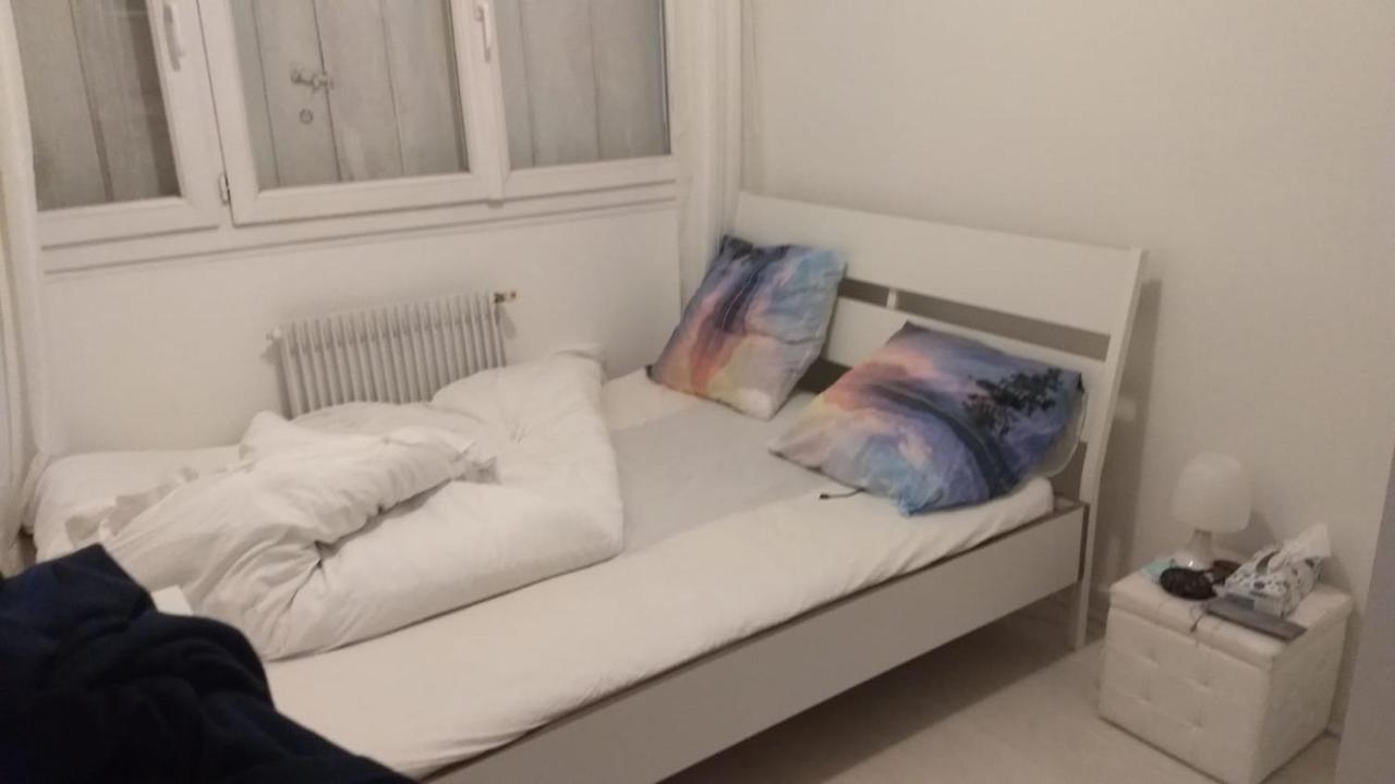 Chez l habitants Aubervilliers Extérieur photo